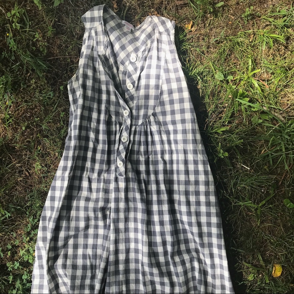 Sleeveless tunic top